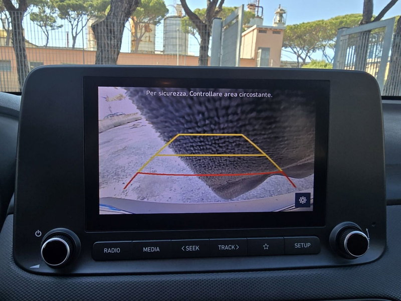 Hyundai Kona usata a Massa-Carrara (12)