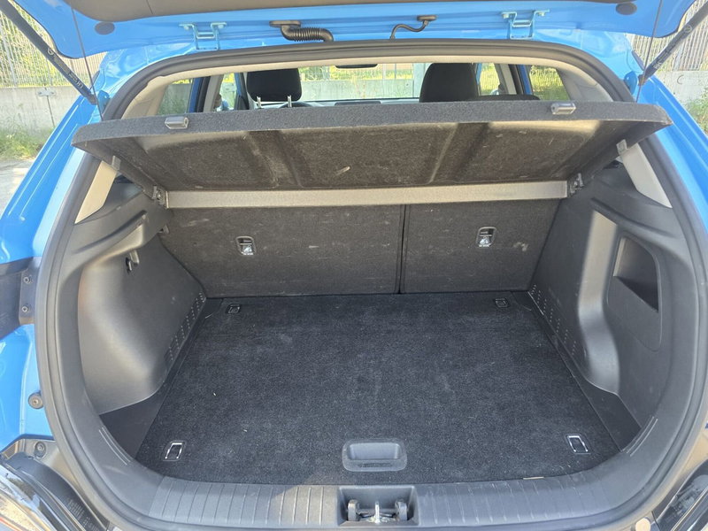 Hyundai Kona usata a Massa-Carrara (13)