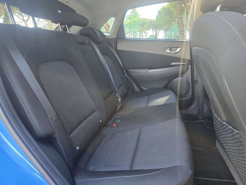 Hyundai Kona usata a Massa-Carrara (14)