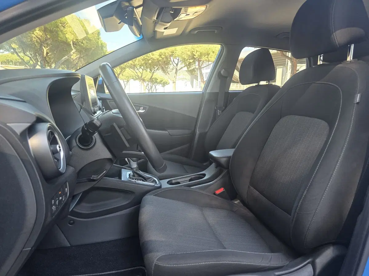 Hyundai Kona usata a Massa-Carrara (16)