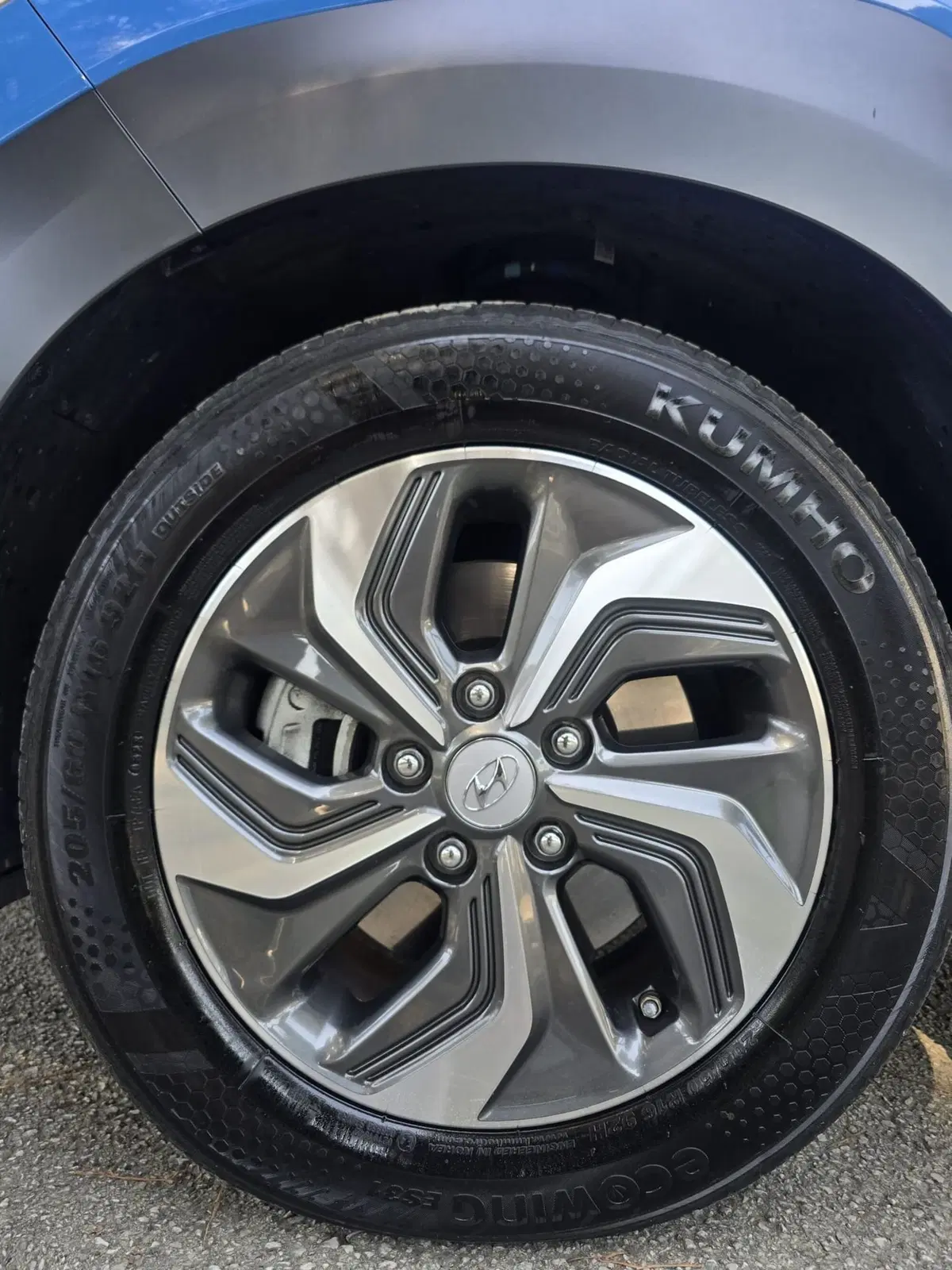 Hyundai Kona usata a Massa-Carrara (18)