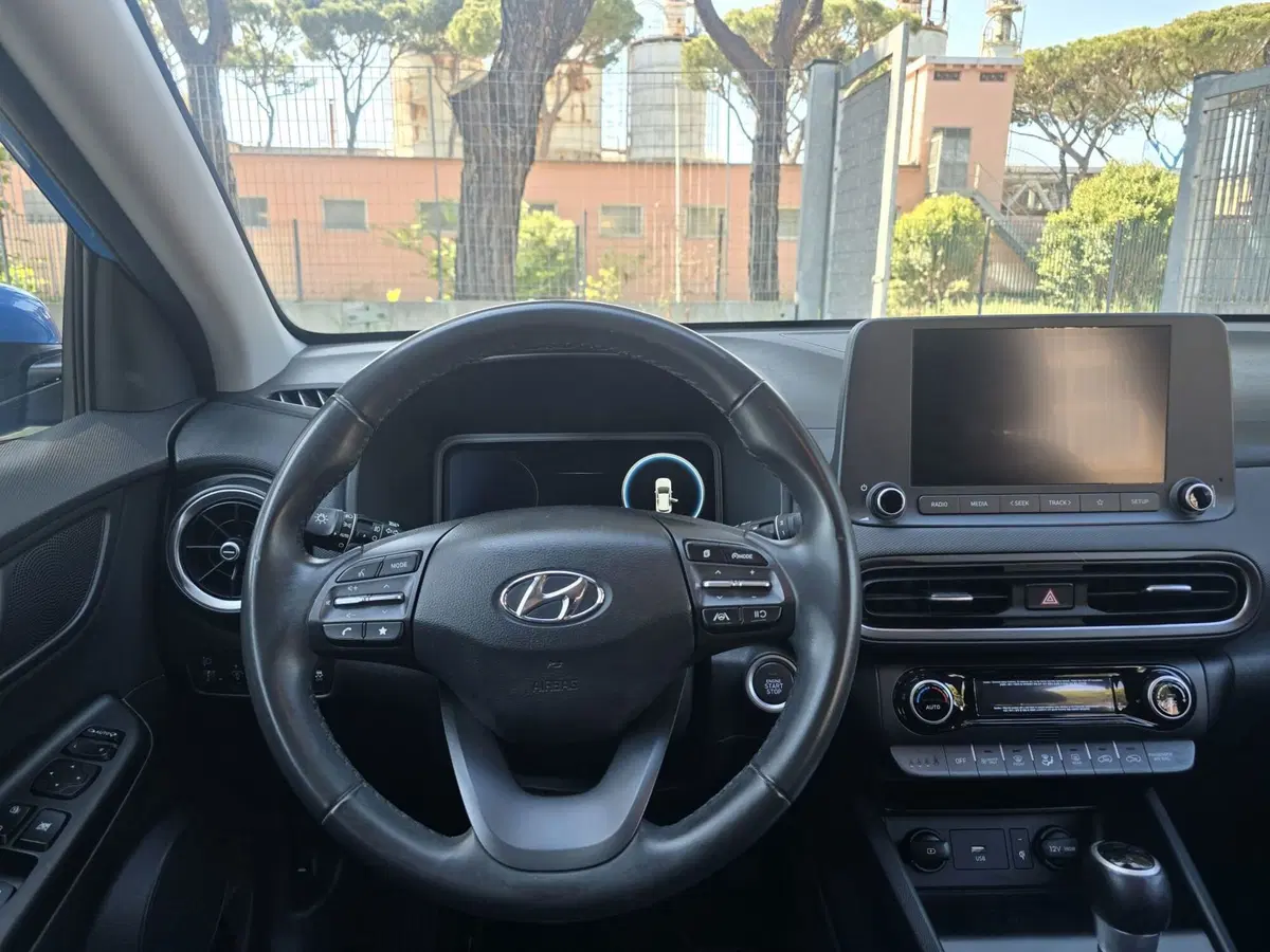Hyundai Kona usata a Massa-Carrara (19)