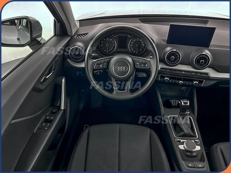 Audi Q2 usata a Milano (10)