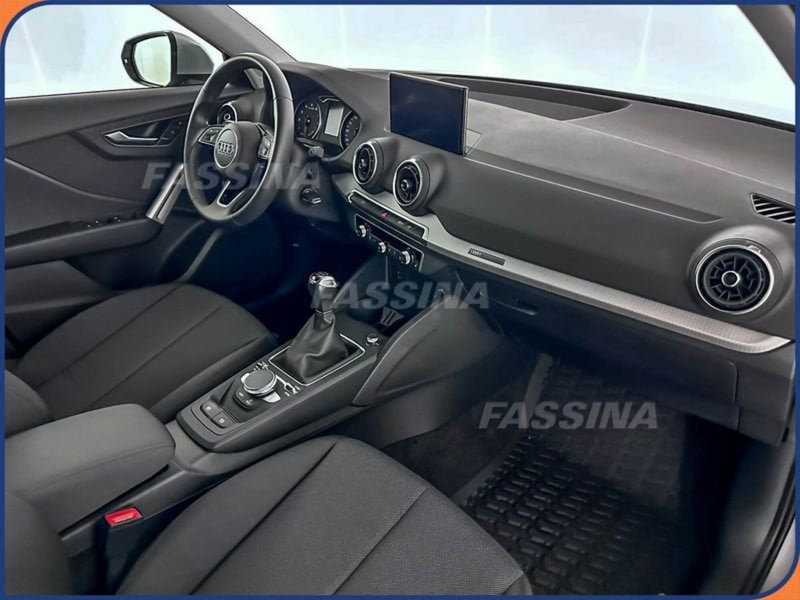 Audi Q2 usata a Milano (13)