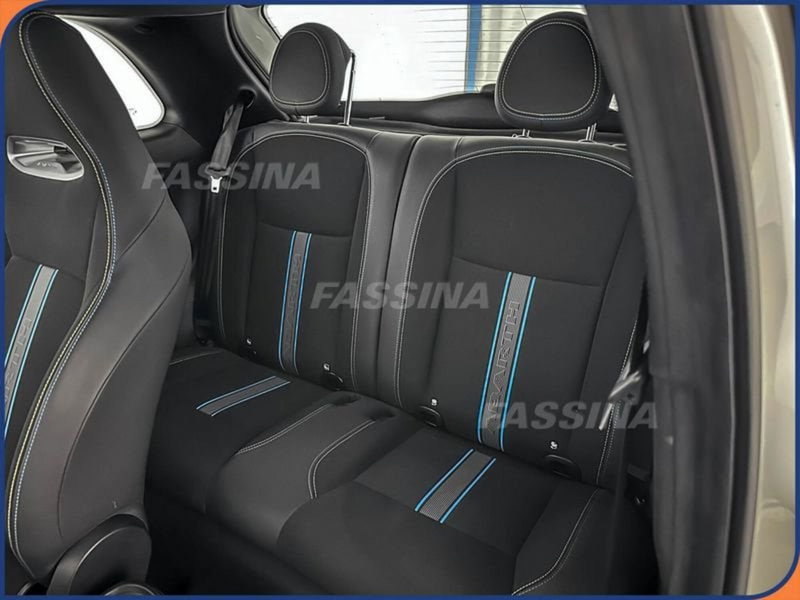 Abarth 500e usata a Milano (10)