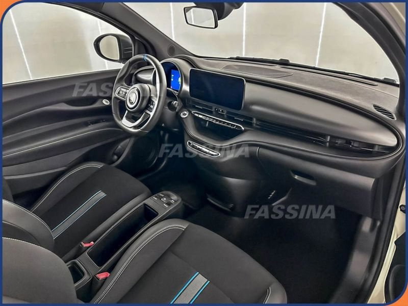 Abarth 500e usata a Milano (13)