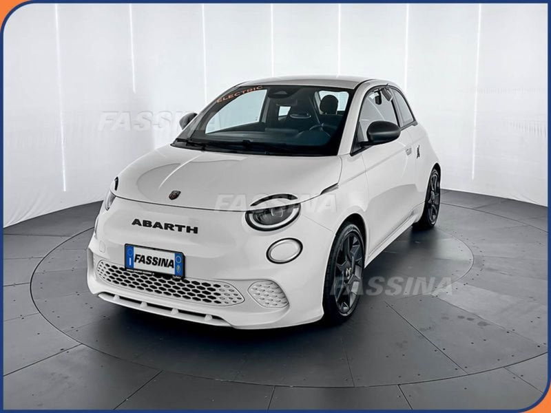 Abarth 500e usata a Milano (3)
