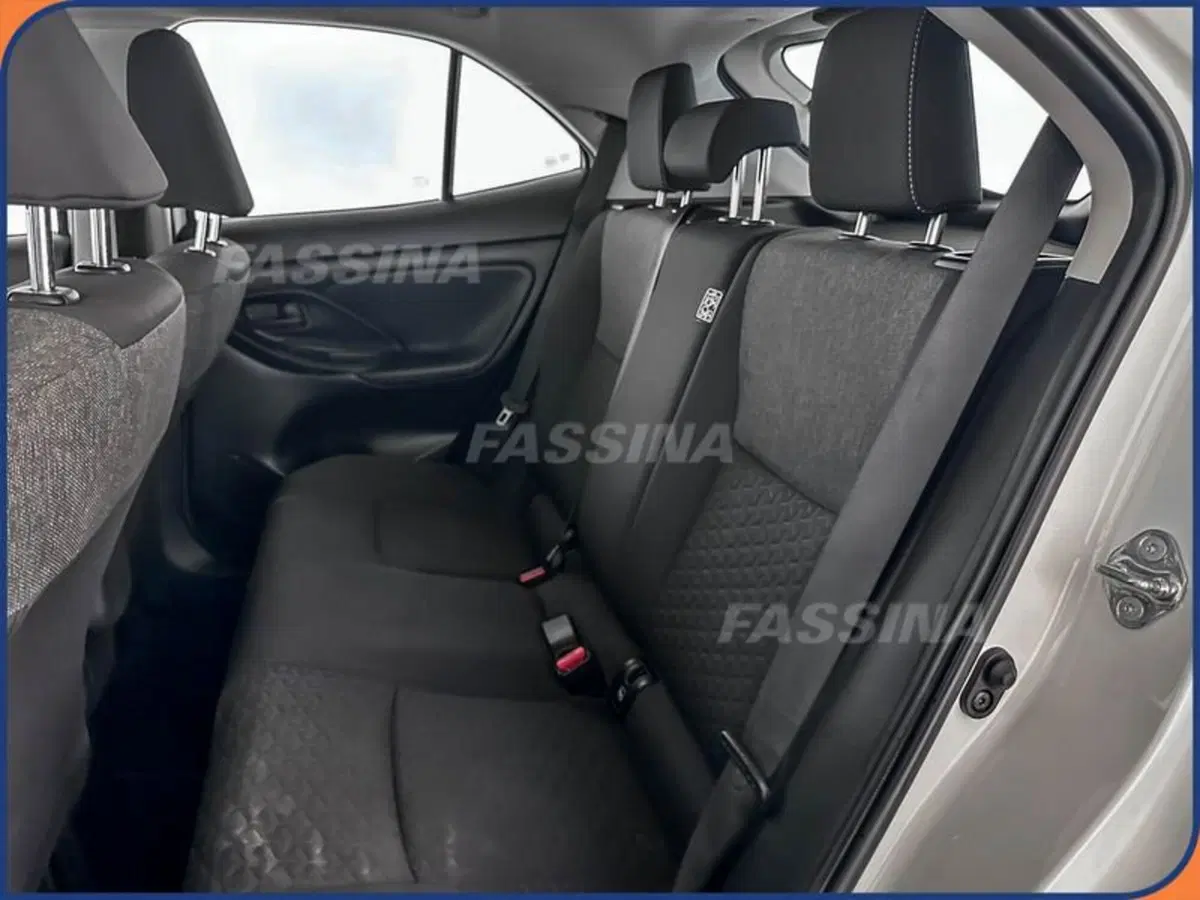 Toyota Yaris Cross usata a Milano (10)
