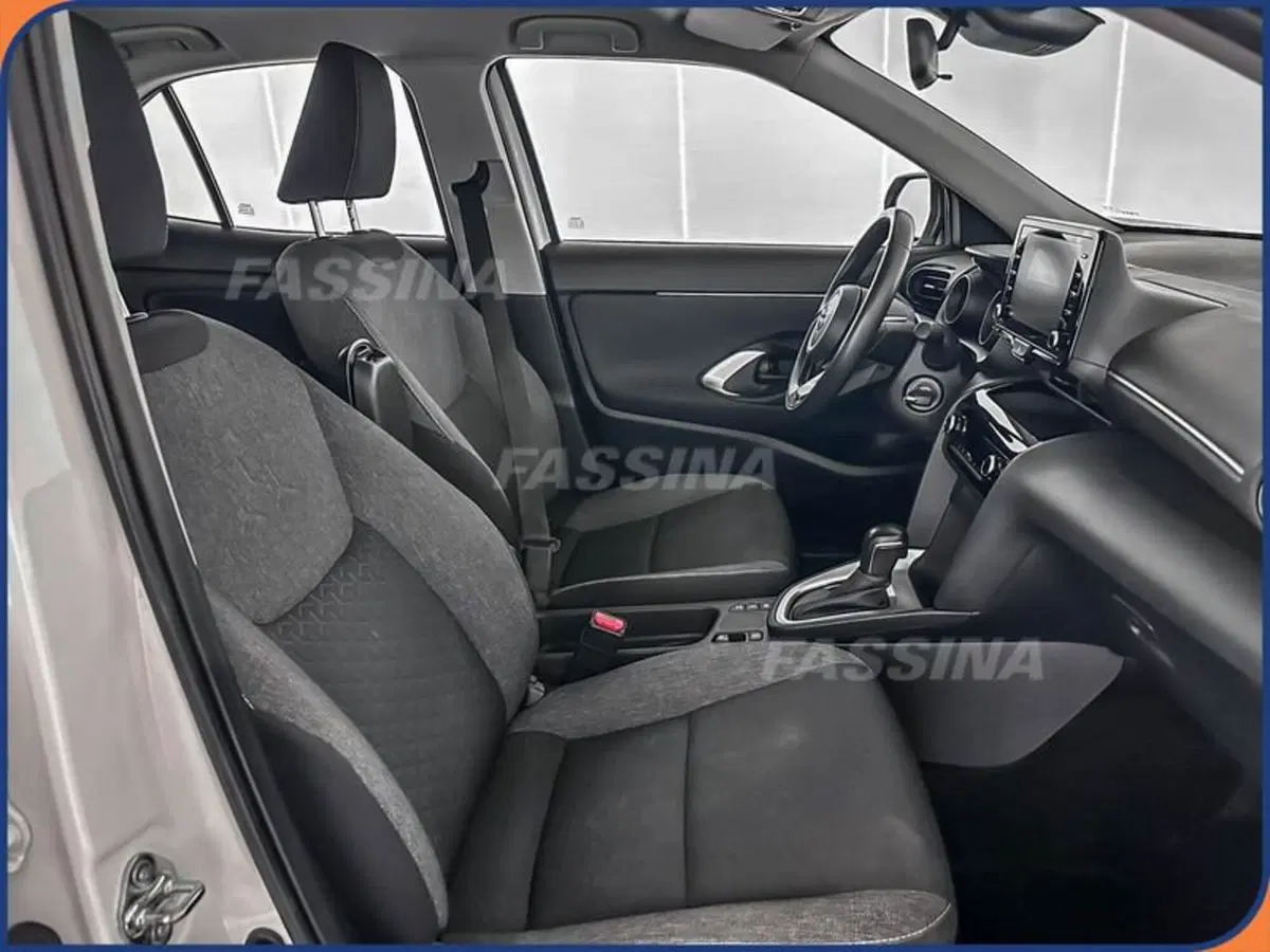 Toyota Yaris Cross usata a Milano (14)