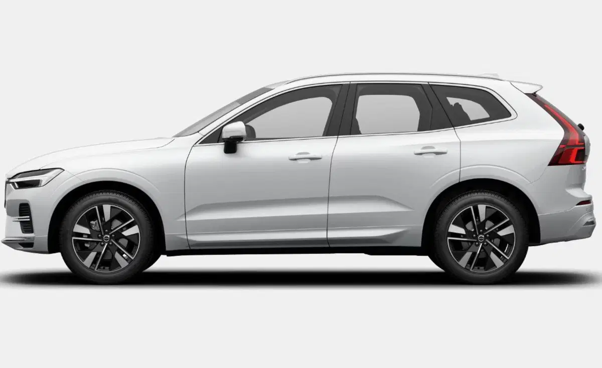 Volvo XC60 nuova a Milano (2)