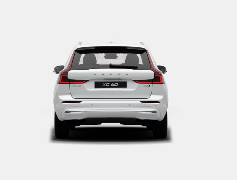 Volvo XC60 nuova a Milano (8)