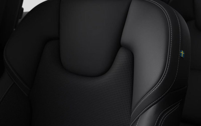 Volvo XC60 nuova a Milano (14)