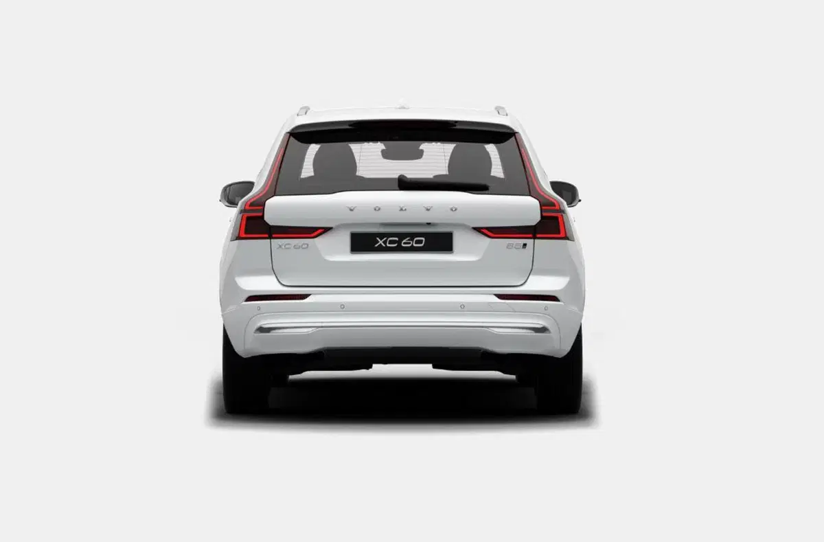 Volvo XC60 nuova a Milano (4)