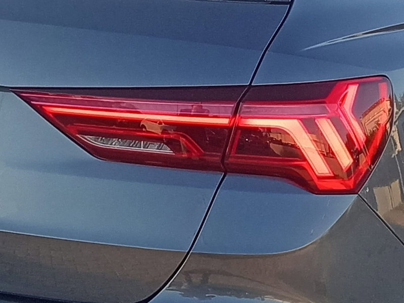 Audi Q3 Sportback usata a Bari (10)