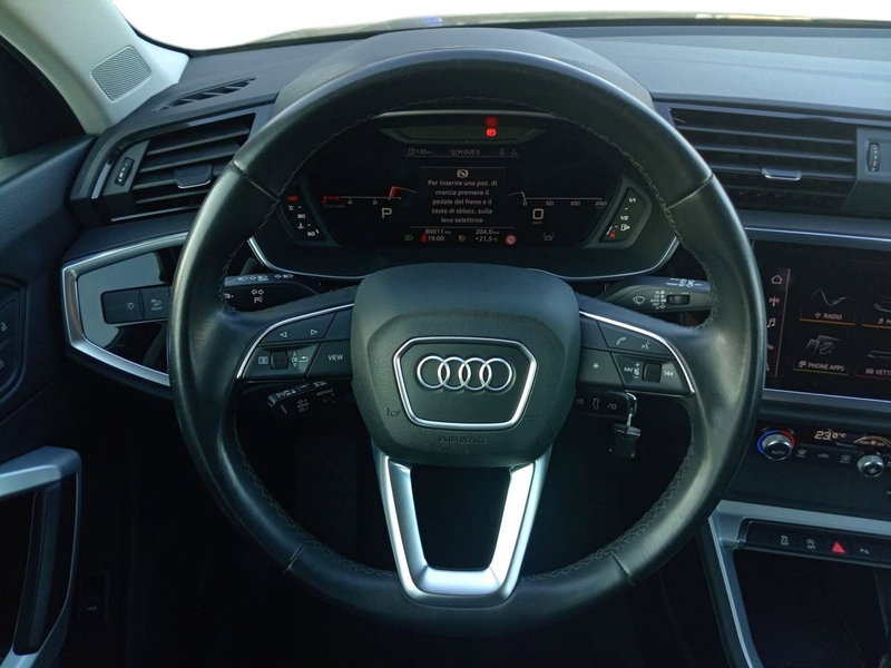 Audi Q3 Sportback usata a Bari (3)