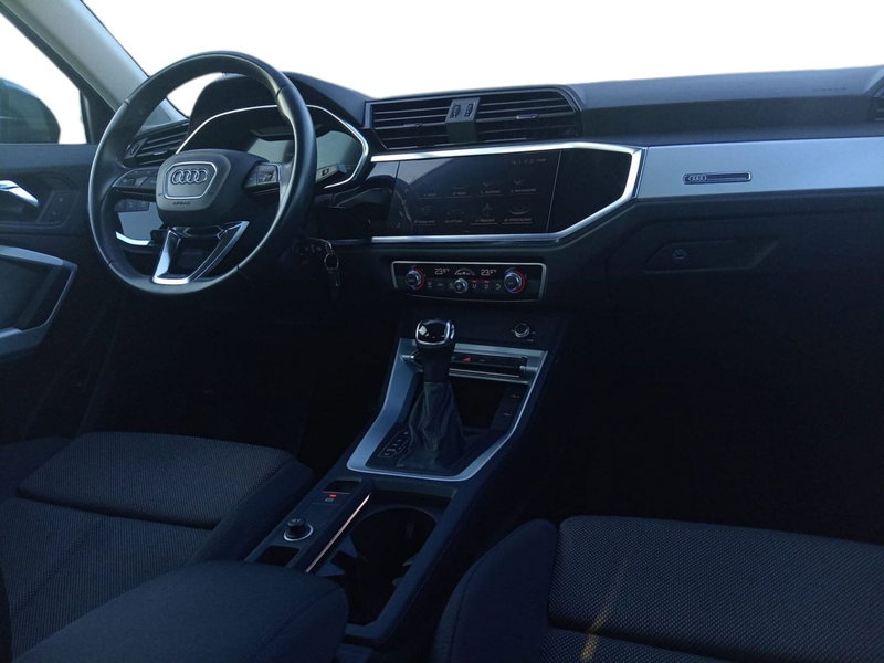 Audi Q3 Sportback usata a Bari (4)