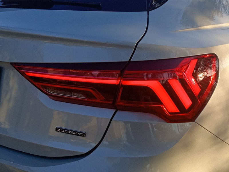 Audi Q3 Sportback usata a Bari (10)