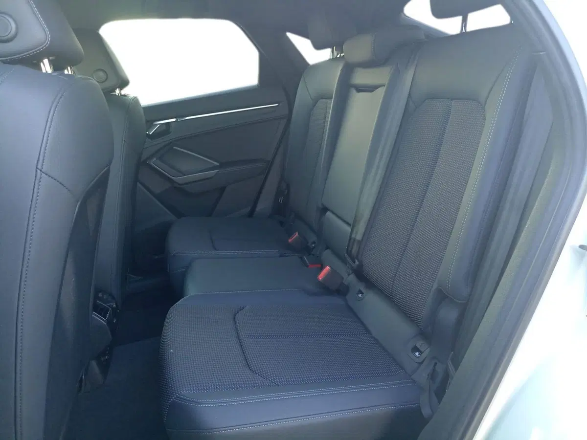Audi Q3 Sportback usata a Bari (17)