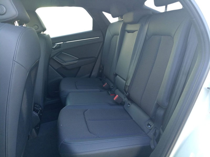 Audi Q3 Sportback usata a Bari (17)