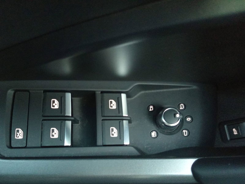 Audi Q3 Sportback usata a Bari (18)