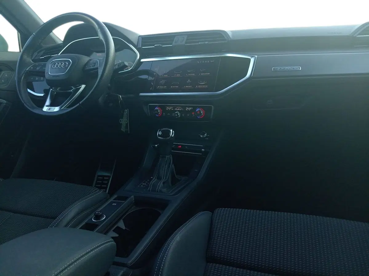 Audi Q3 Sportback usata a Bari (4)