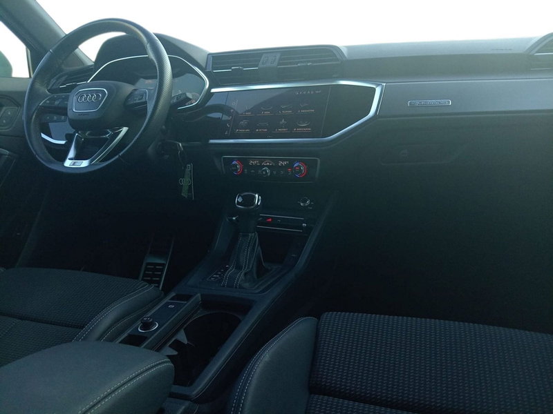 Audi Q3 Sportback usata a Bari (4)