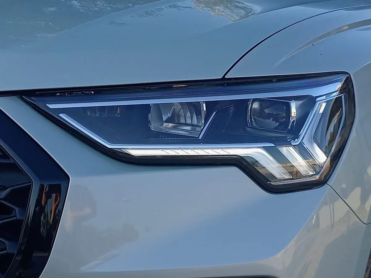 Audi Q3 Sportback usata a Bari (5)