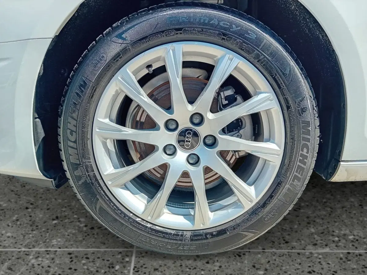 Audi A4 nuova a Bari (17)