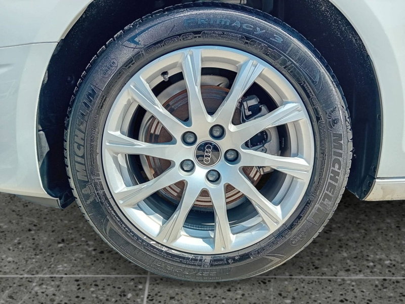 Audi A4 nuova a Bari (17)