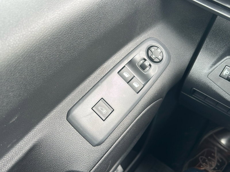 Toyota Proace City Furgone nuova a Bergamo (16)