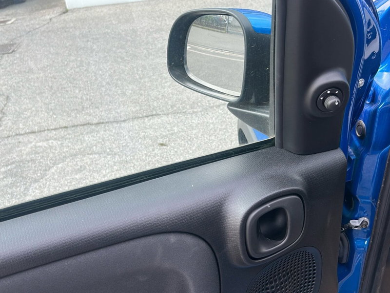 Fiat Panda Cross nuova a Bergamo (17)