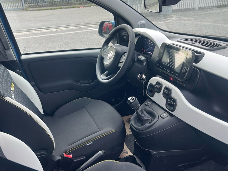 Fiat Panda Cross nuova a Bergamo (18)