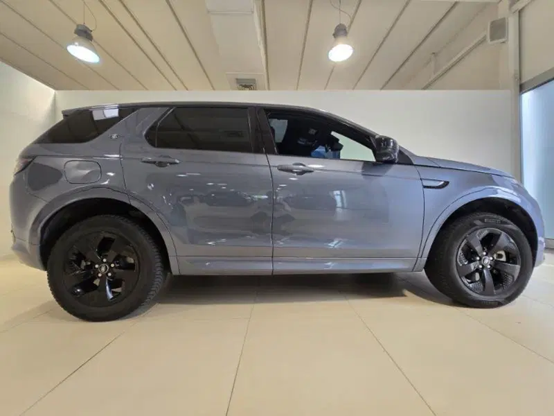 Land Rover Discovery Sport usata a Venezia (12)