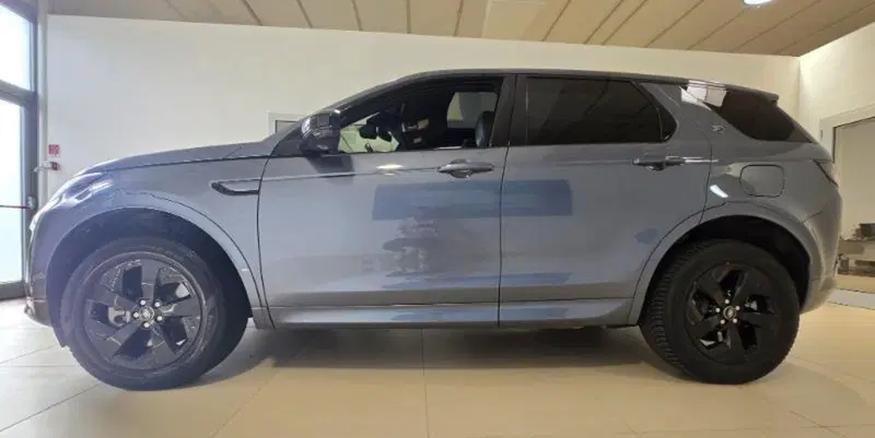 Land Rover Discovery Sport usata a Venezia (17)