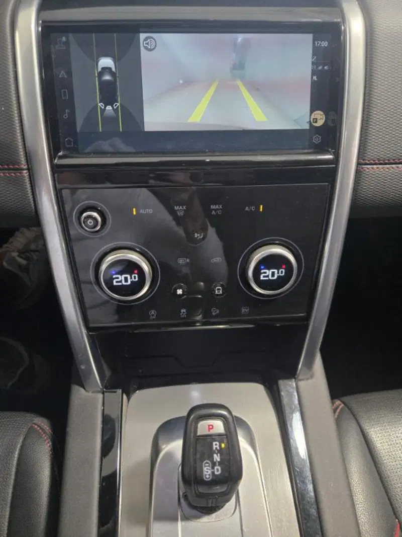 Land Rover Discovery Sport usata a Venezia (20)