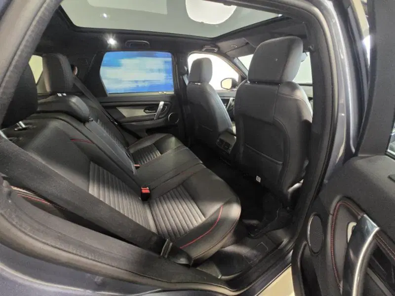 Land Rover Discovery Sport usata a Venezia (5)