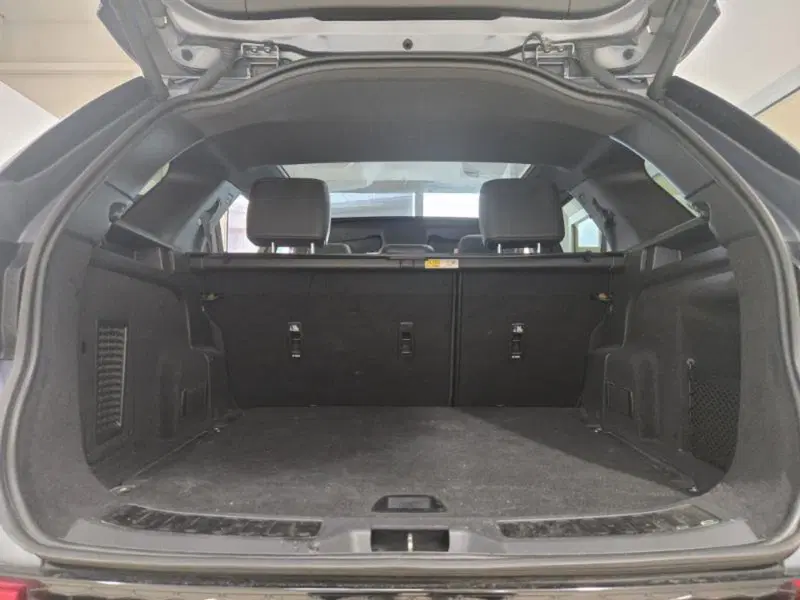 Land Rover Discovery Sport usata a Venezia (7)