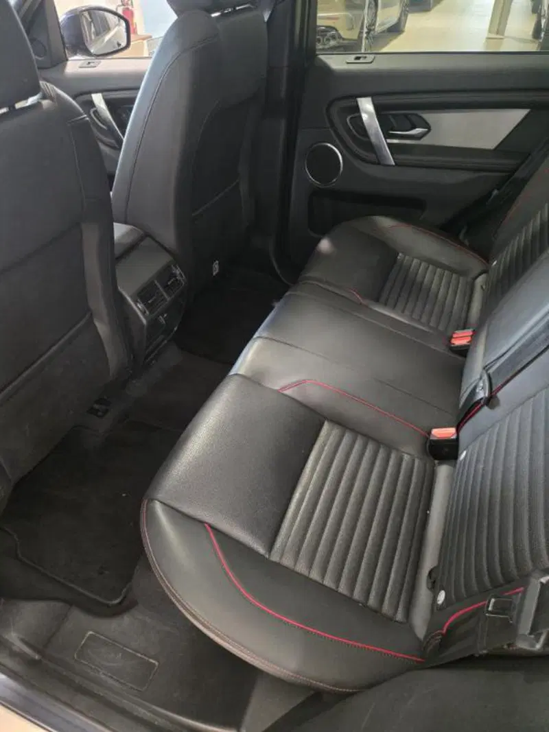 Land Rover Discovery Sport usata a Venezia (8)