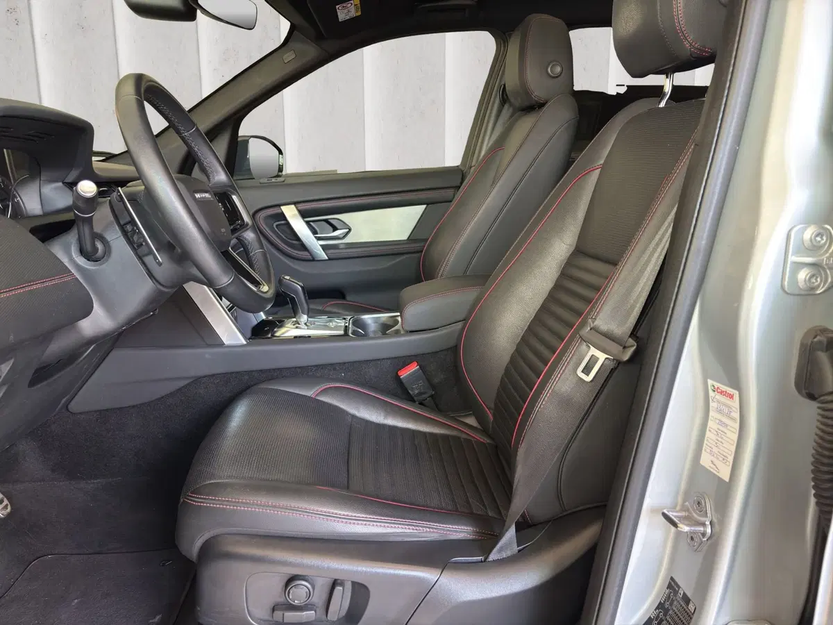 Land Rover Discovery Sport usata a Milano (14)