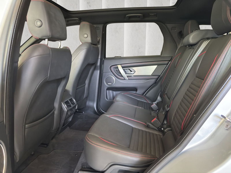 Land Rover Discovery Sport usata a Milano (15)
