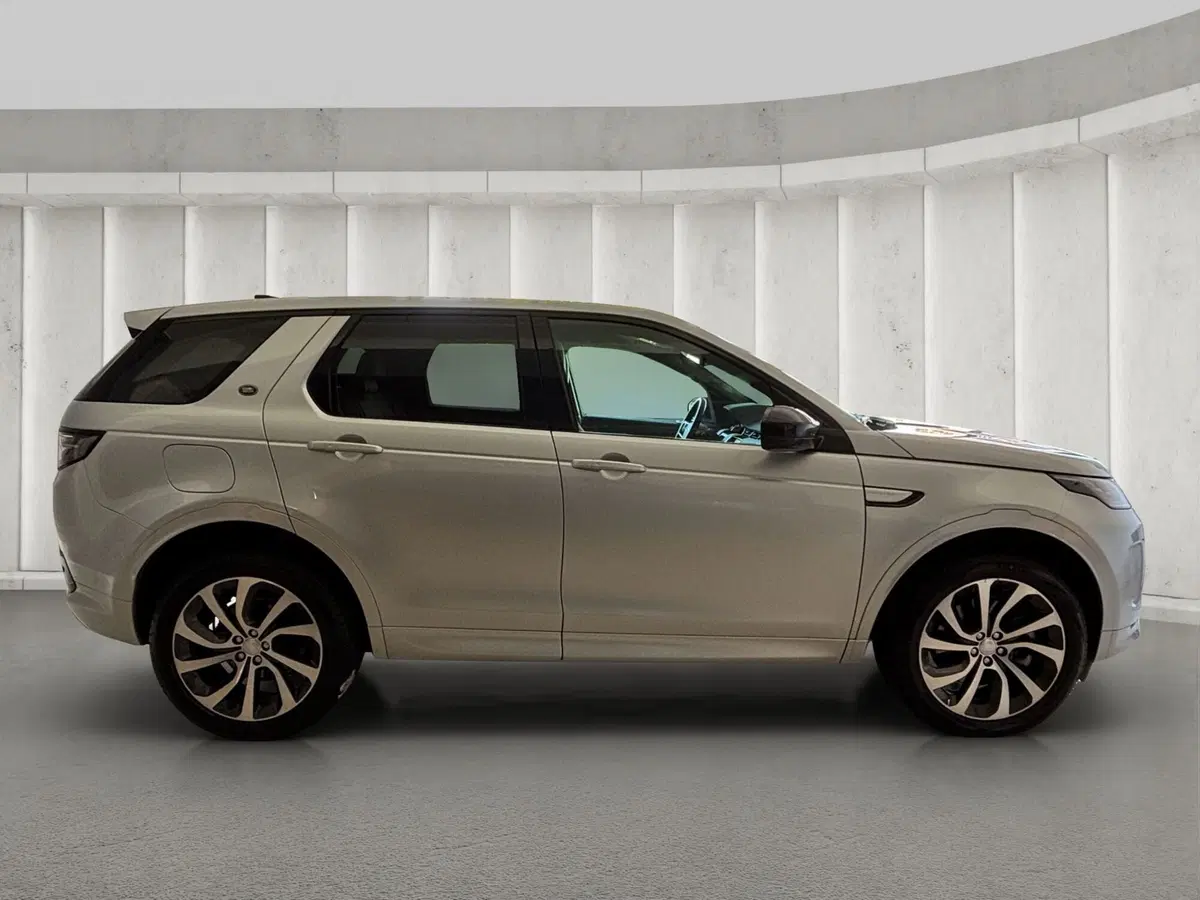 Land Rover Discovery Sport usata a Milano (6)