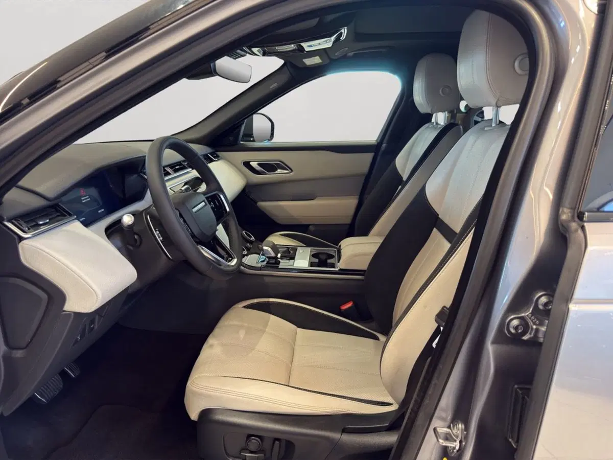 Land Rover Range Rover Velar usata a Latina (11)