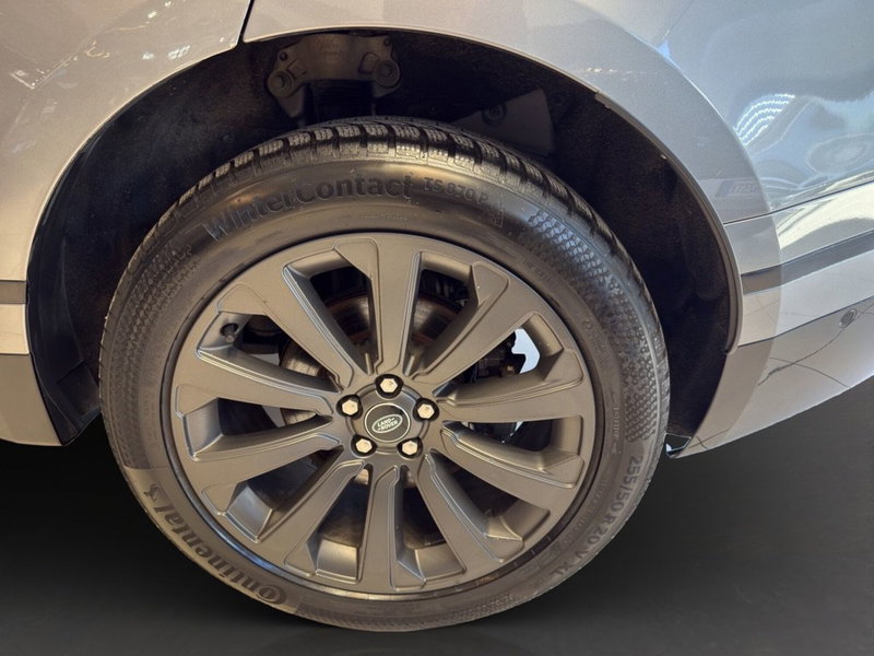 Land Rover Range Rover Velar usata a Latina (9)