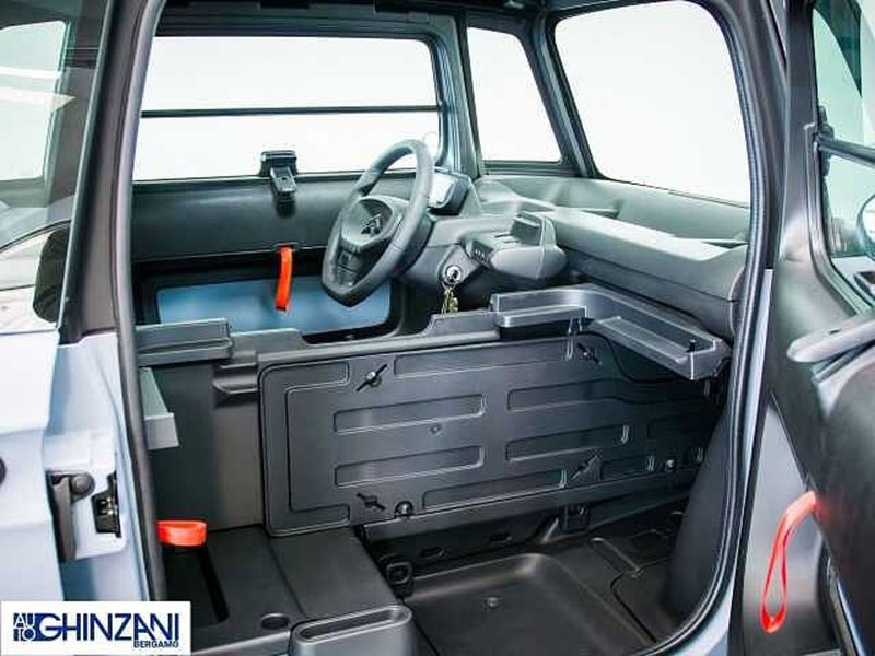 Citroen Ami nuova a Bergamo (11)