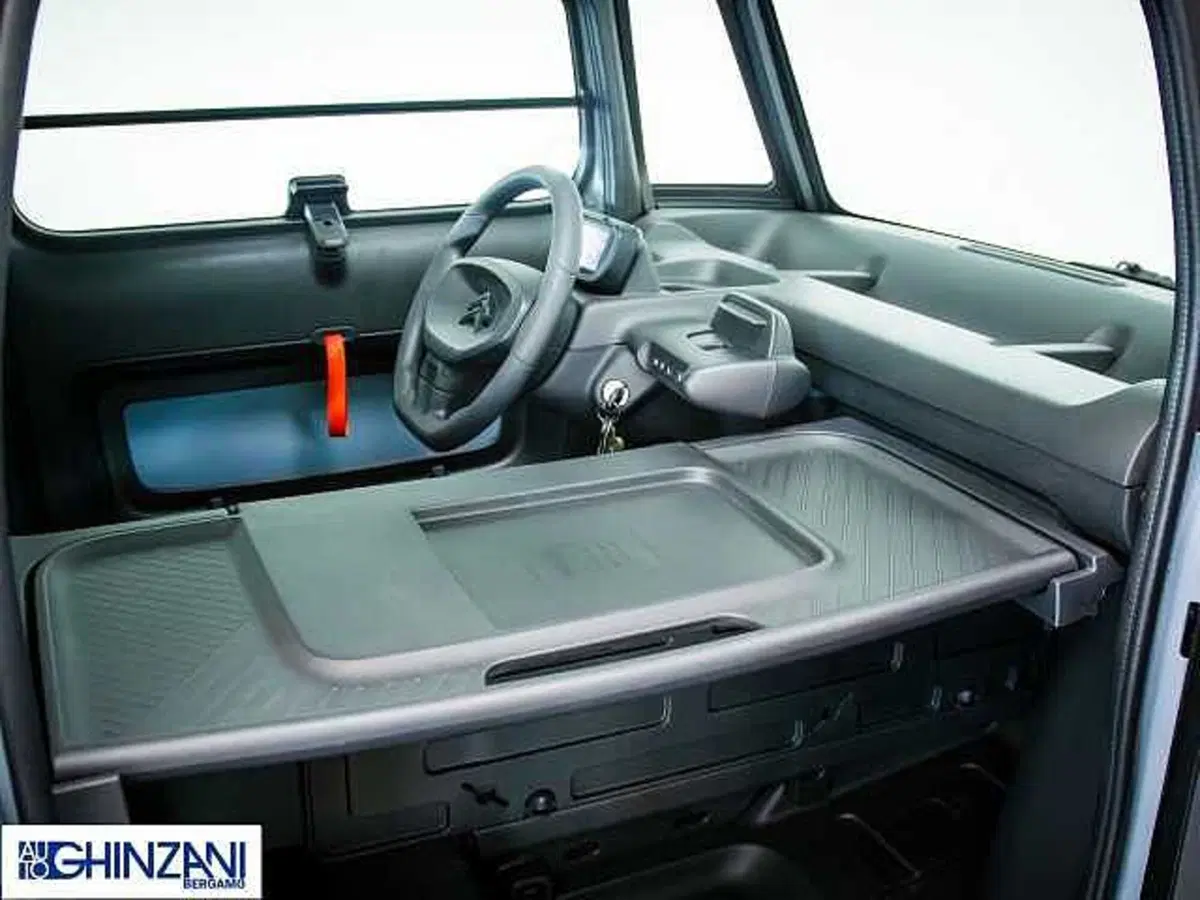 Citroen Ami nuova a Bergamo (12)