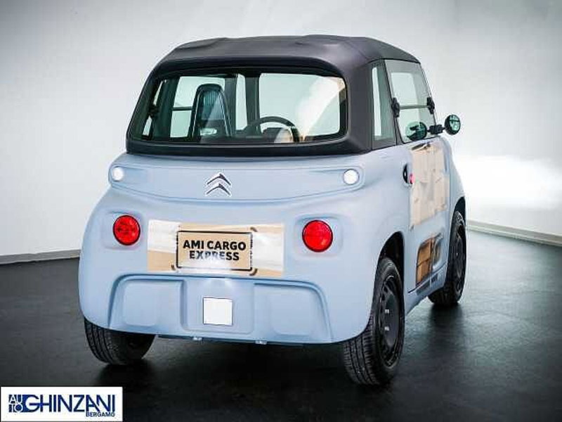 Citroen Ami nuova a Bergamo (7)