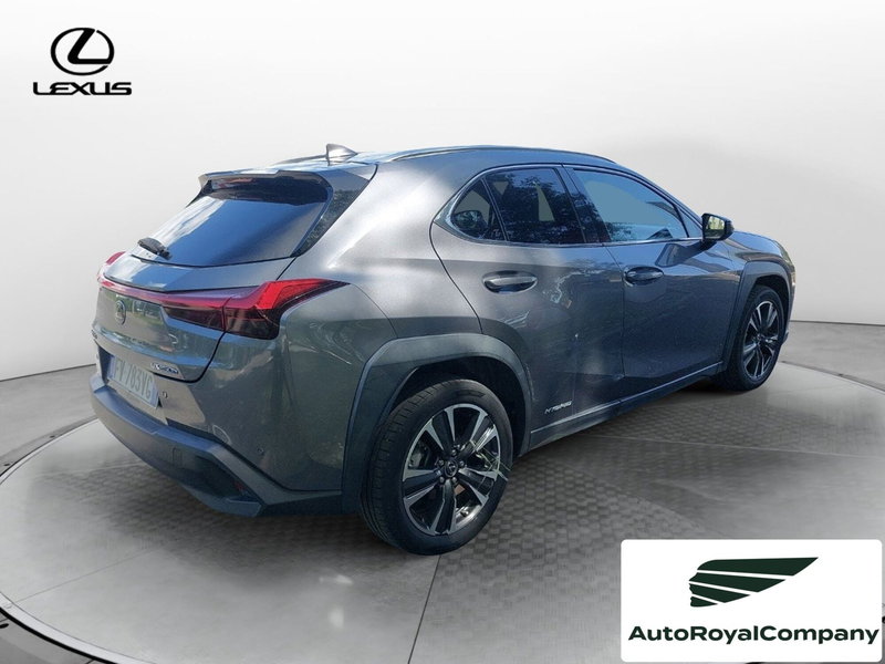 Lexus UX usata a Roma (5)