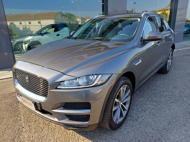 Jaguar F-Pace usata a Modena (4)