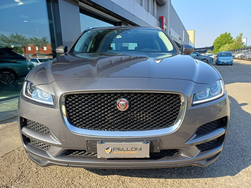 Jaguar F-Pace usata a Modena (5)