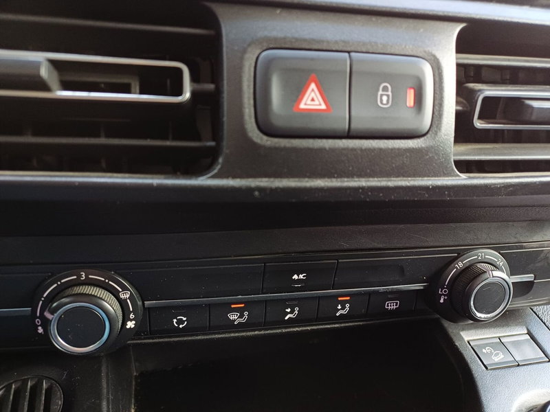 Opel Combo Life usata a Modena (16)